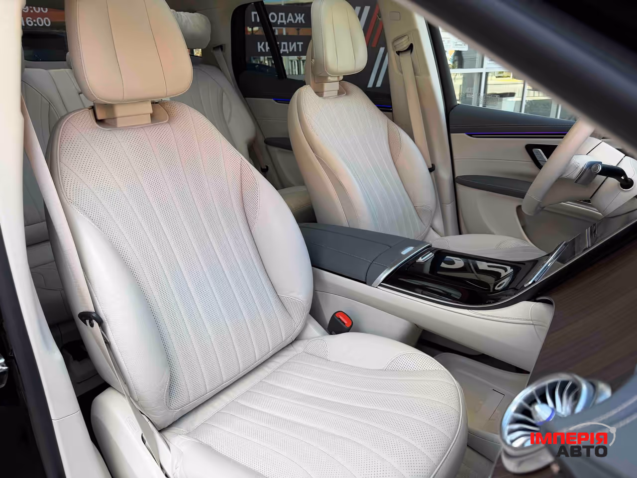 Mercedes-Benz EQS SUV - фото 47
