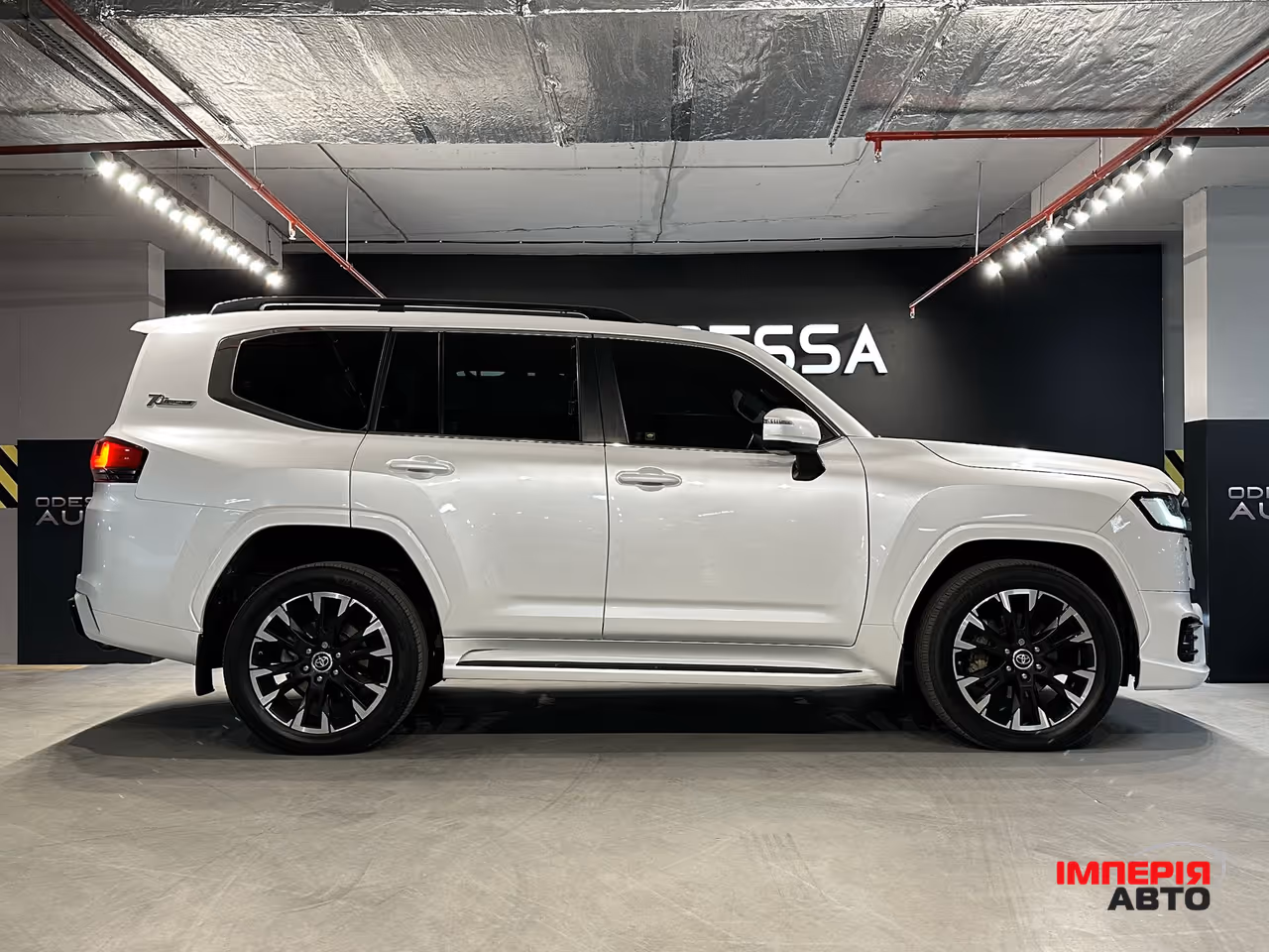 Toyota Land Cruiser - фото 5