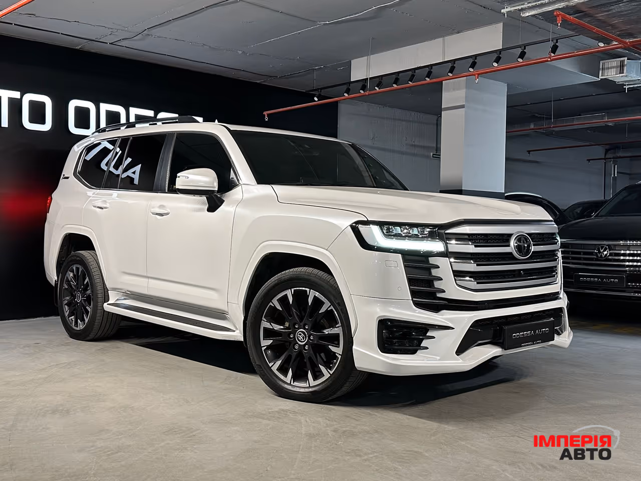 Toyota Land Cruiser - фото 2