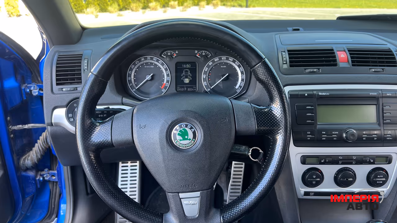 Skoda Octavia RS - фото 20