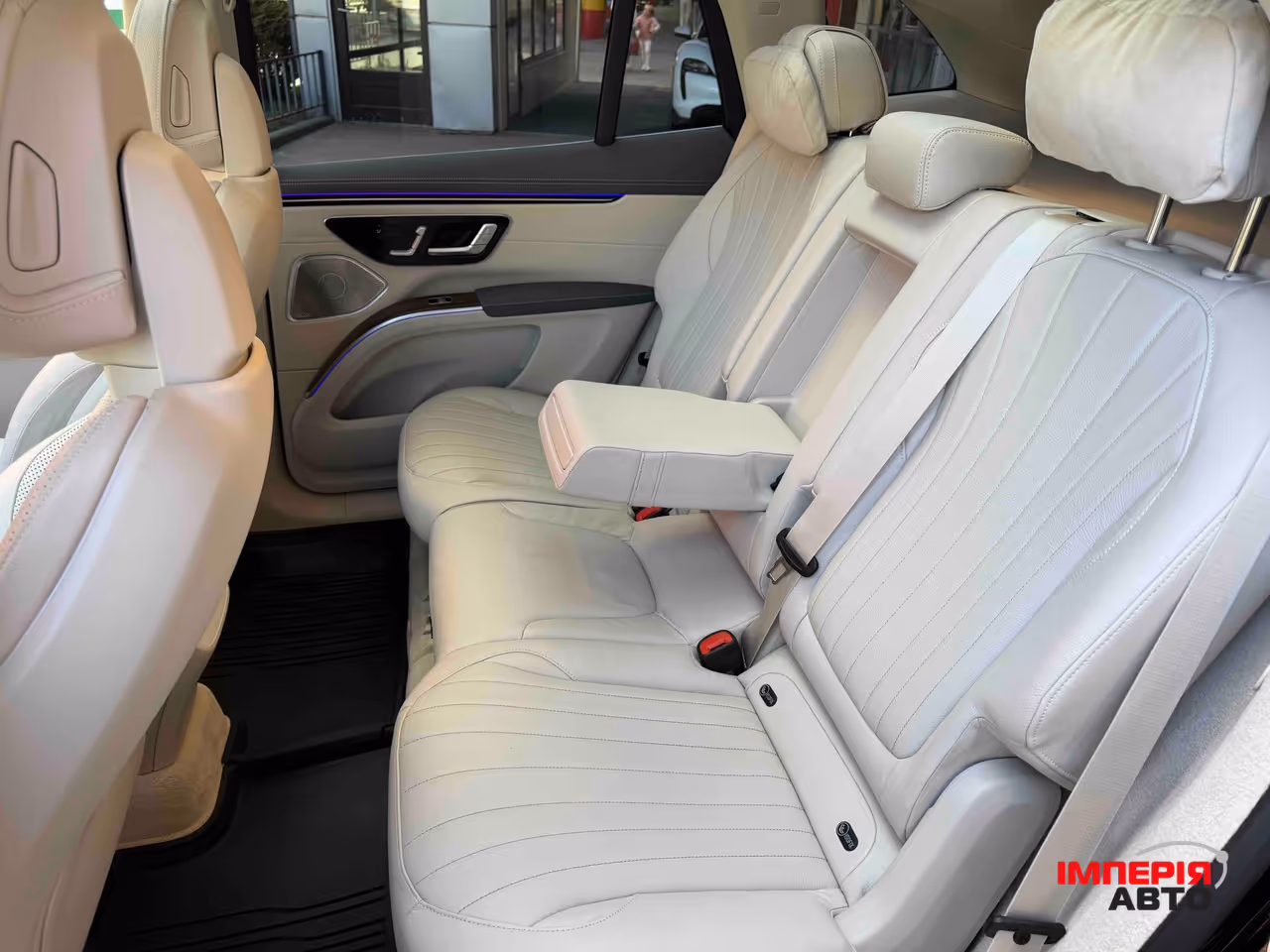 Mercedes-Benz EQS SUV - фото 59