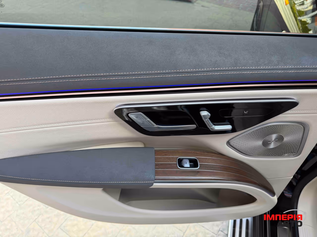Mercedes-Benz EQS SUV - фото 56