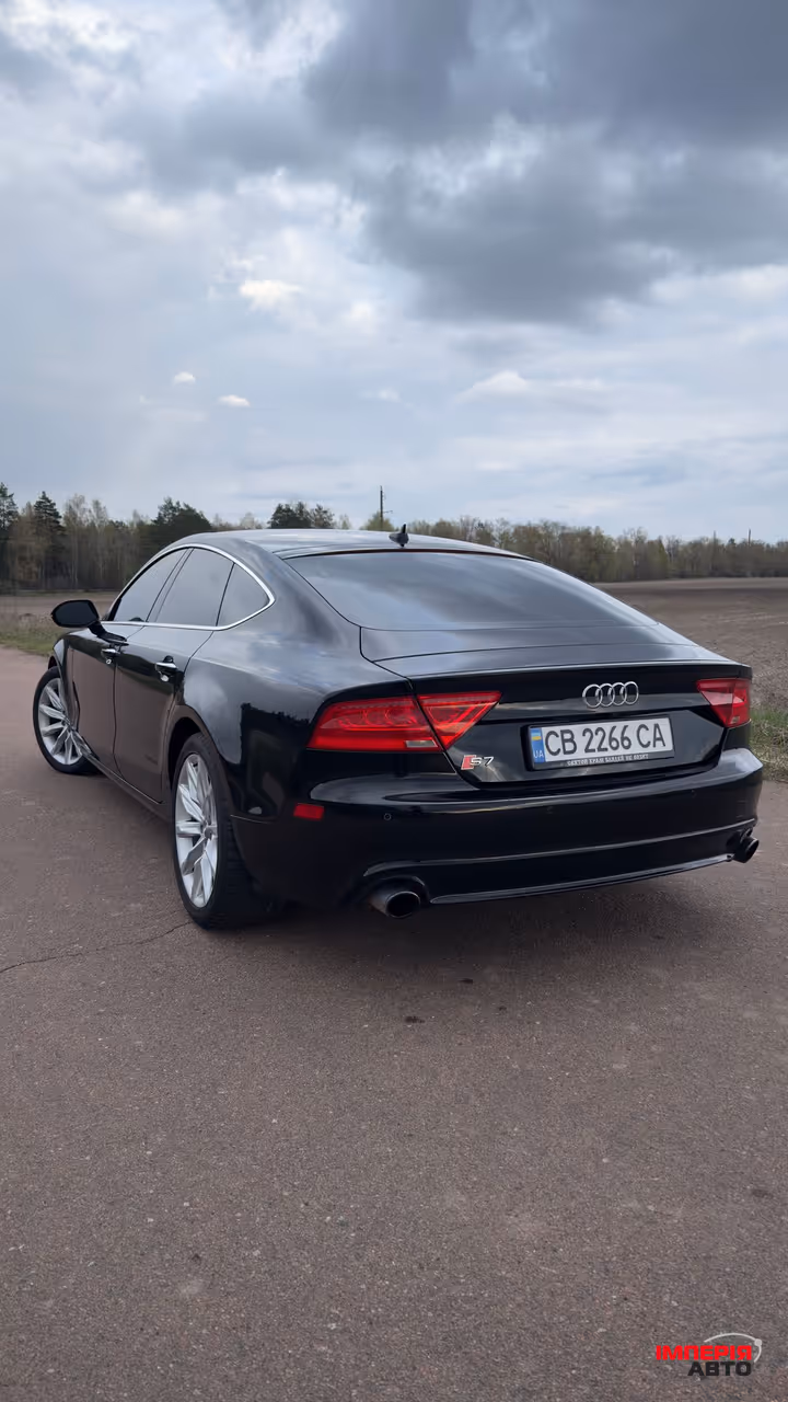 Audi A7 - фото 3
