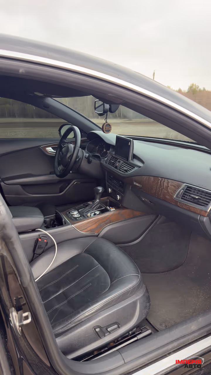 Audi A7 - фото 15