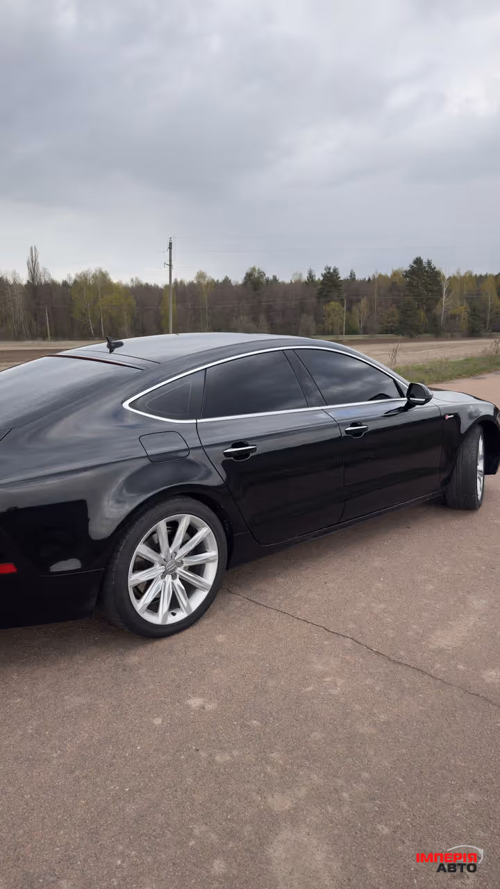 Audi A7 - фото 5