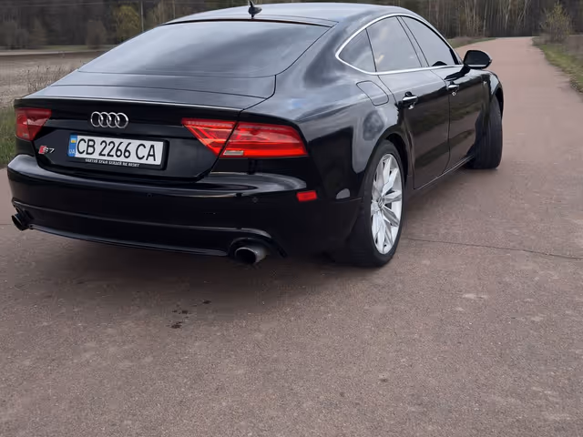 Audi A7 - фото 4