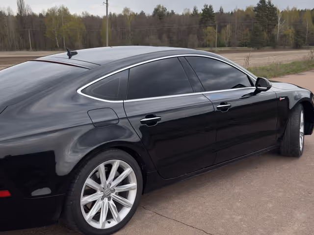 Audi A7 - фото 5