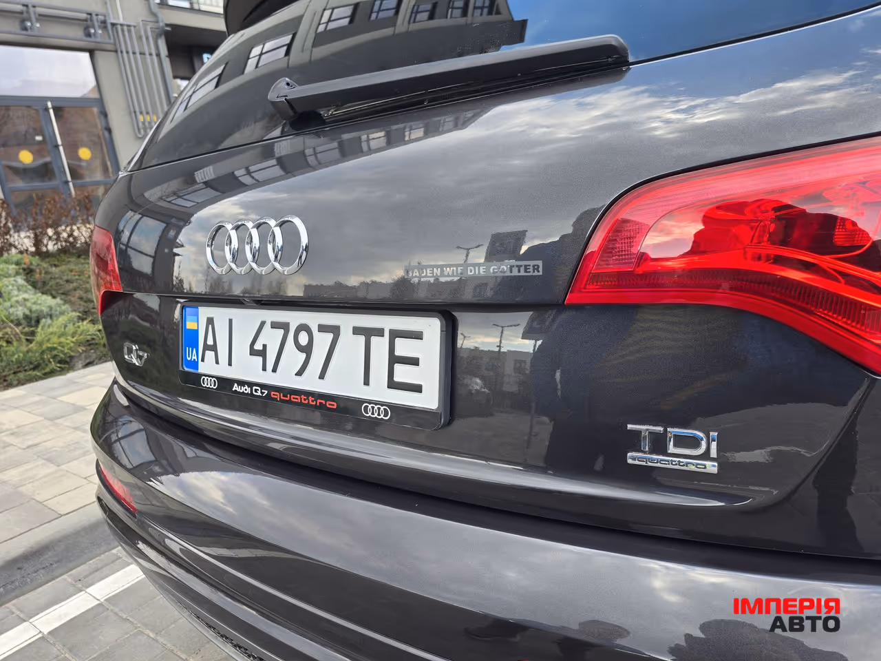 Audi Q7 - фото 13