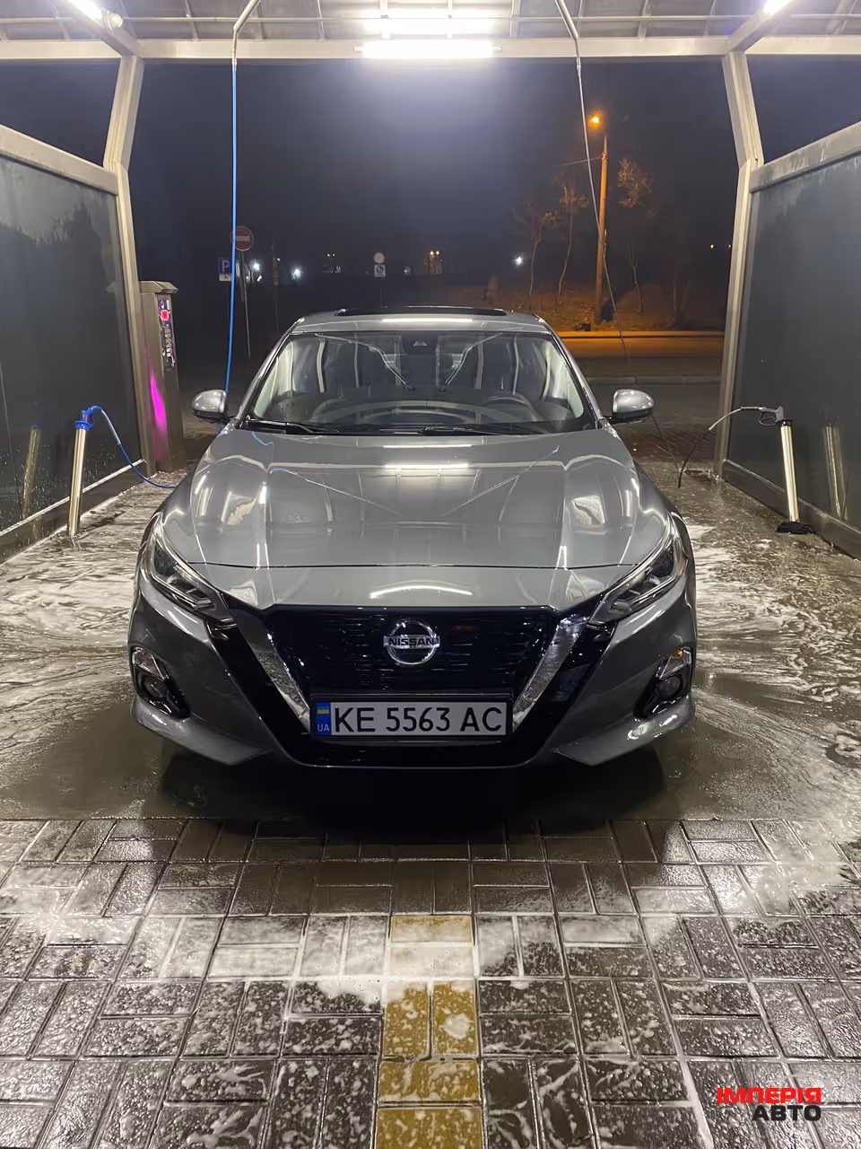 Nissan Altima - фото 1