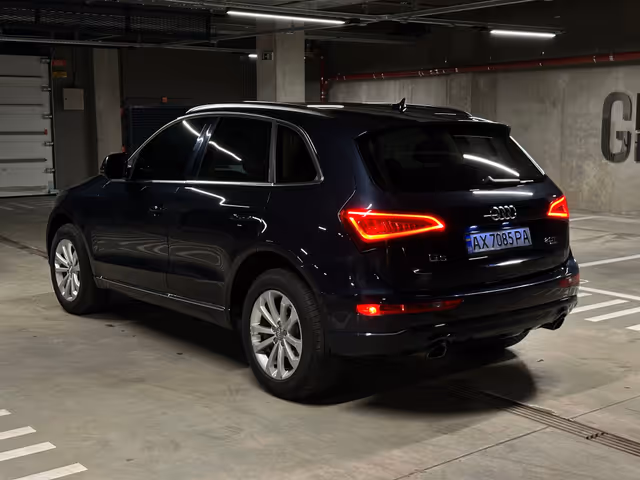 Audi Q5 - фото 4