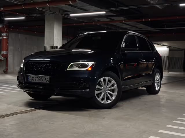 Audi Q5 - фото 1