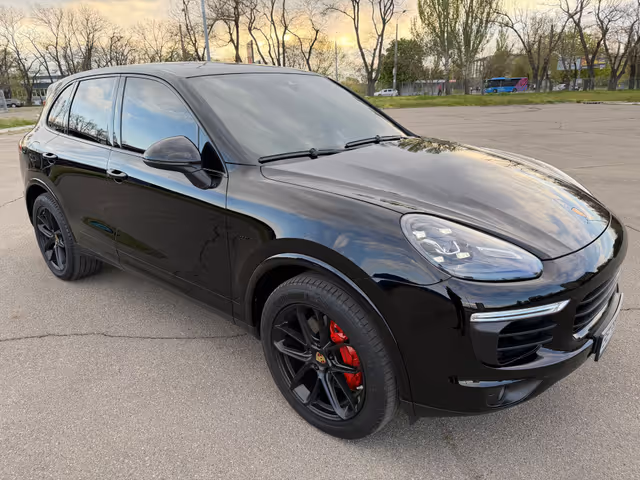 Porsche Cayenne - фото 3
