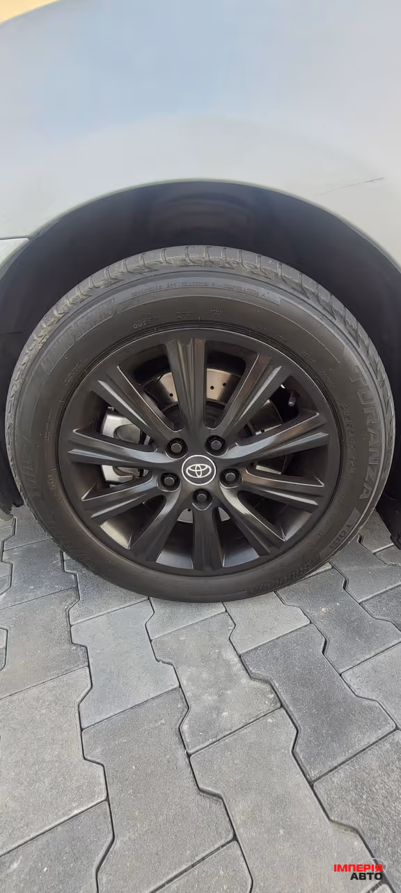Toyota Camry - фото 5
