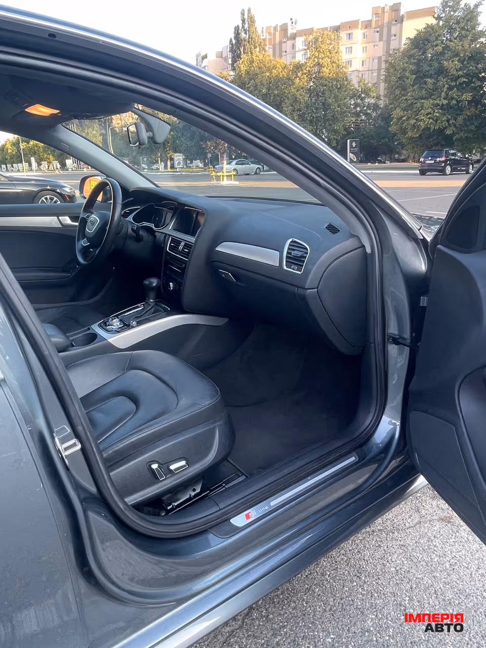 Audi A4 - фото 10