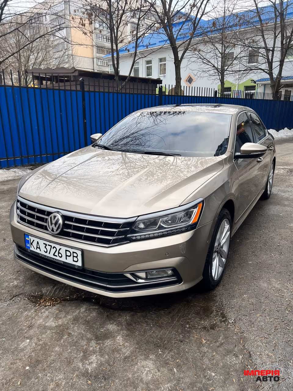 Volkswagen Passat - фото 1