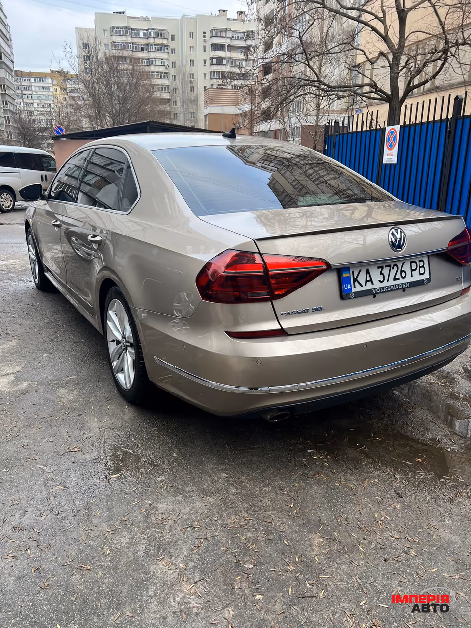 Volkswagen Passat - фото 6