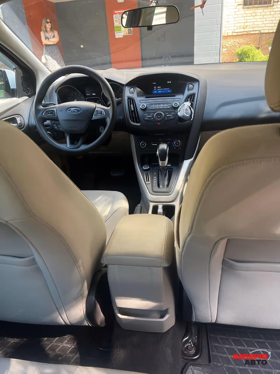 Ford Focus - фото 5