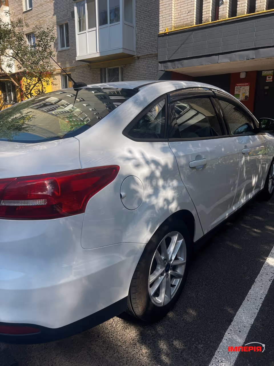 Ford Focus - фото 8