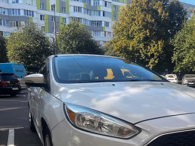 Ford Focus - фото 2