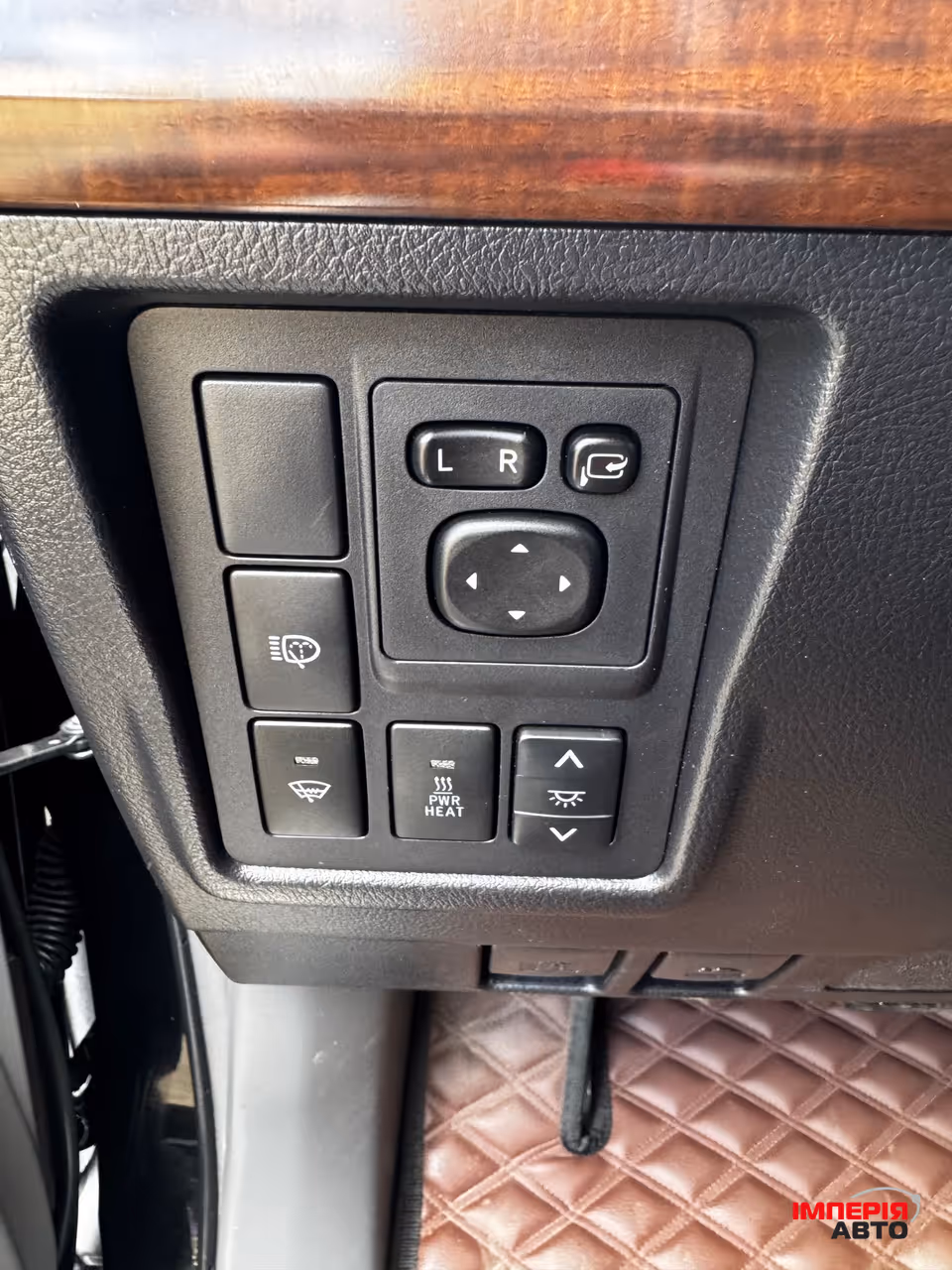 Toyota Land Cruiser Prado - фото 18