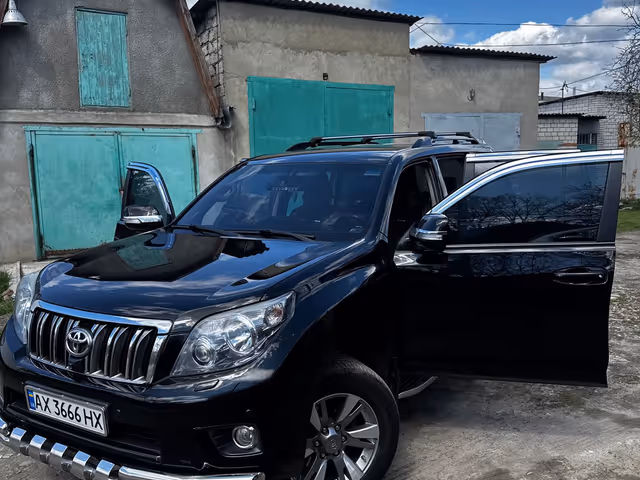 Toyota Land Cruiser Prado - фото 1