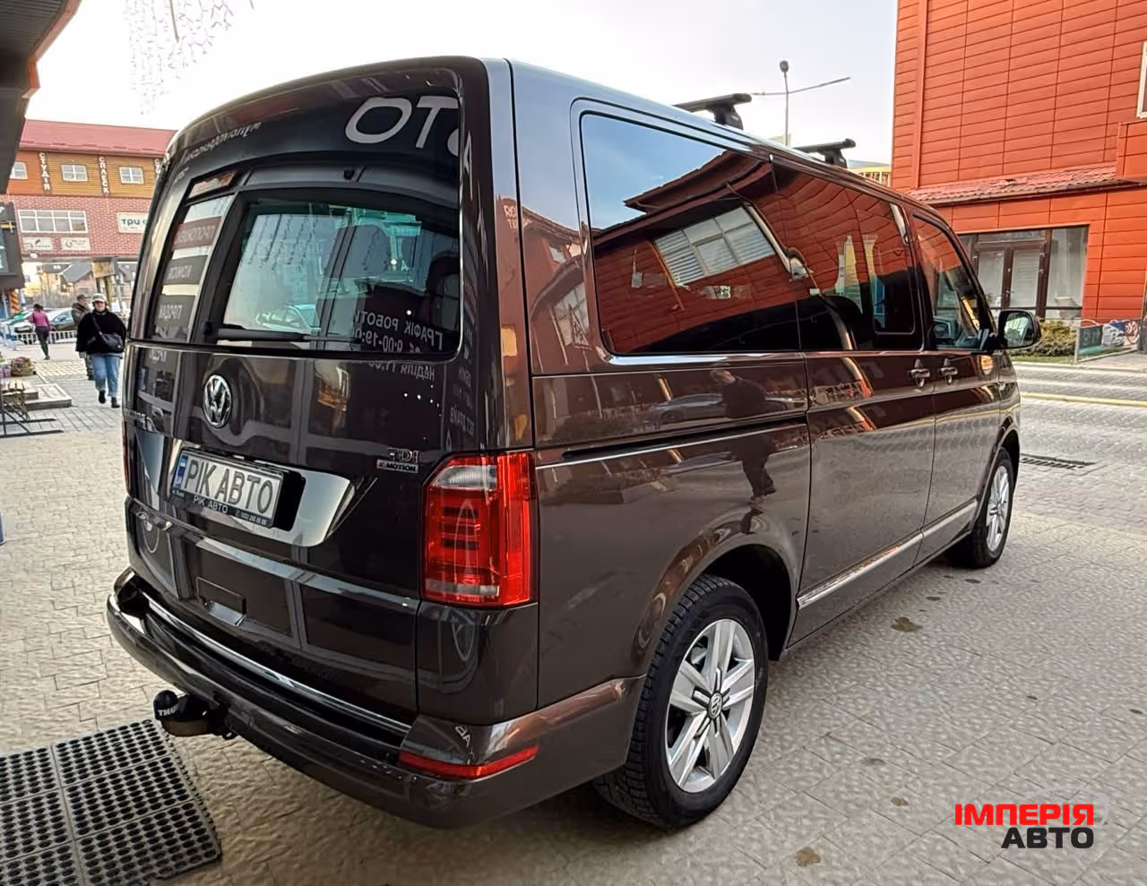 Volkswagen Multivan - фото 4