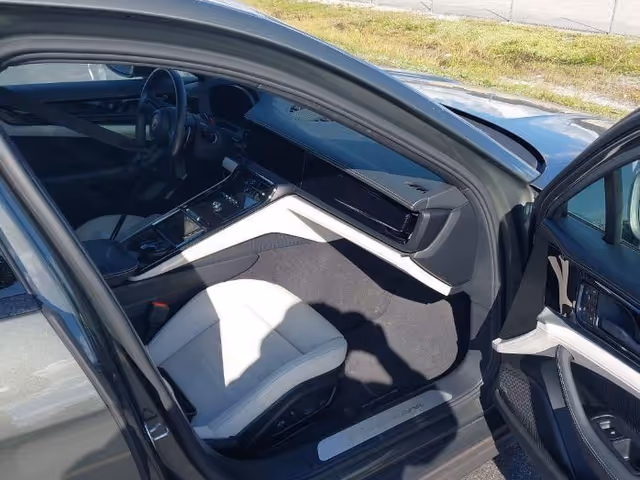 Porsche Panamera - фото 4
