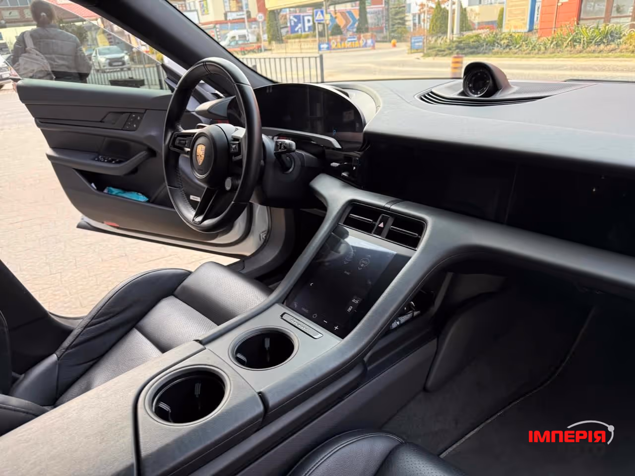 Porsche Taycan - фото 10