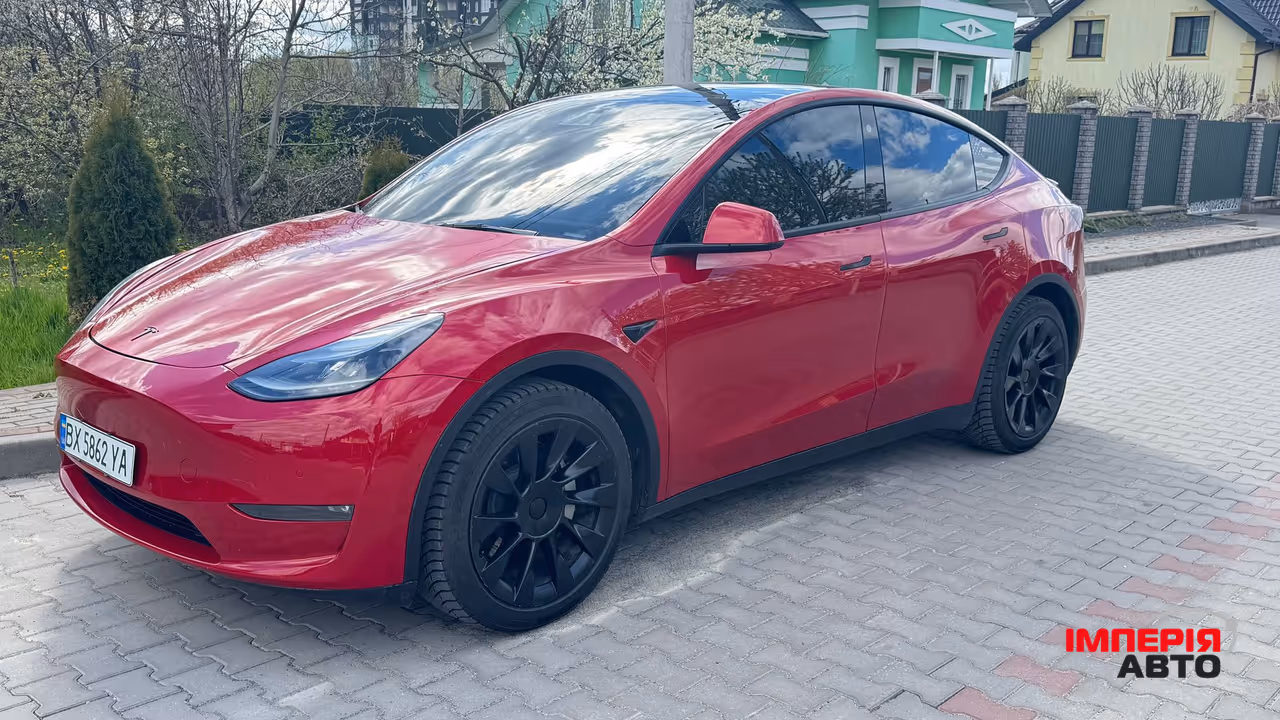 Tesla Model Y - фото 15