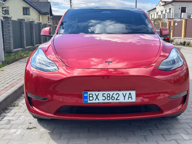 Tesla Model Y - фото 4
