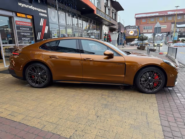 Porsche Panamera - фото 3