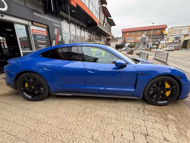 Porsche Taycan - фото 3