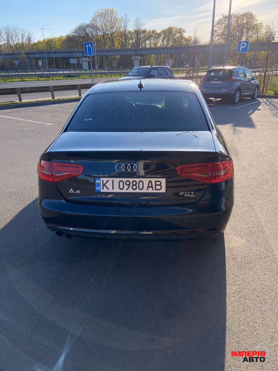 Audi A4 - фото 4