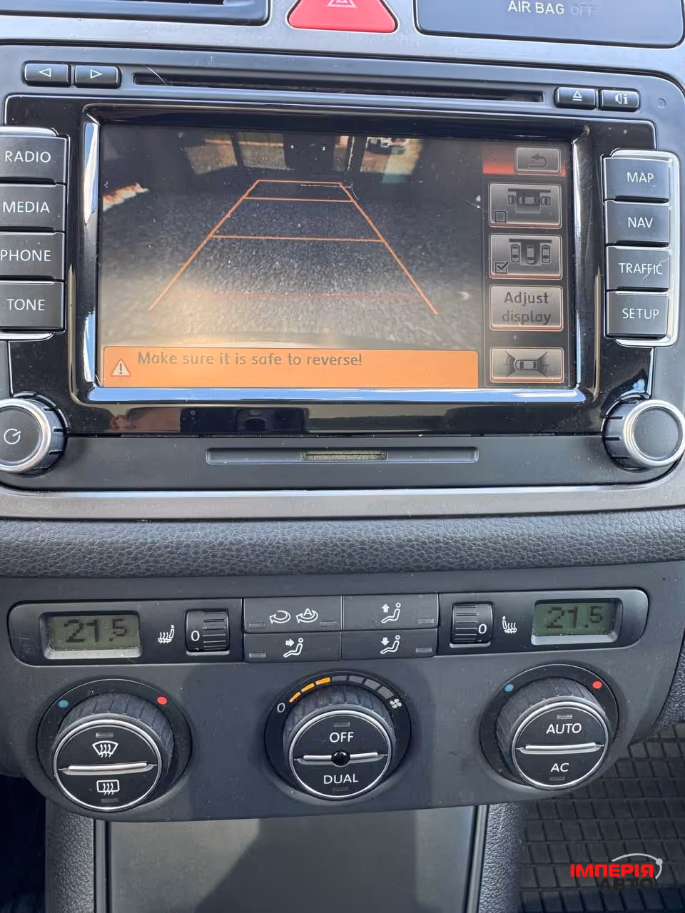 Volkswagen Tiguan - фото 27