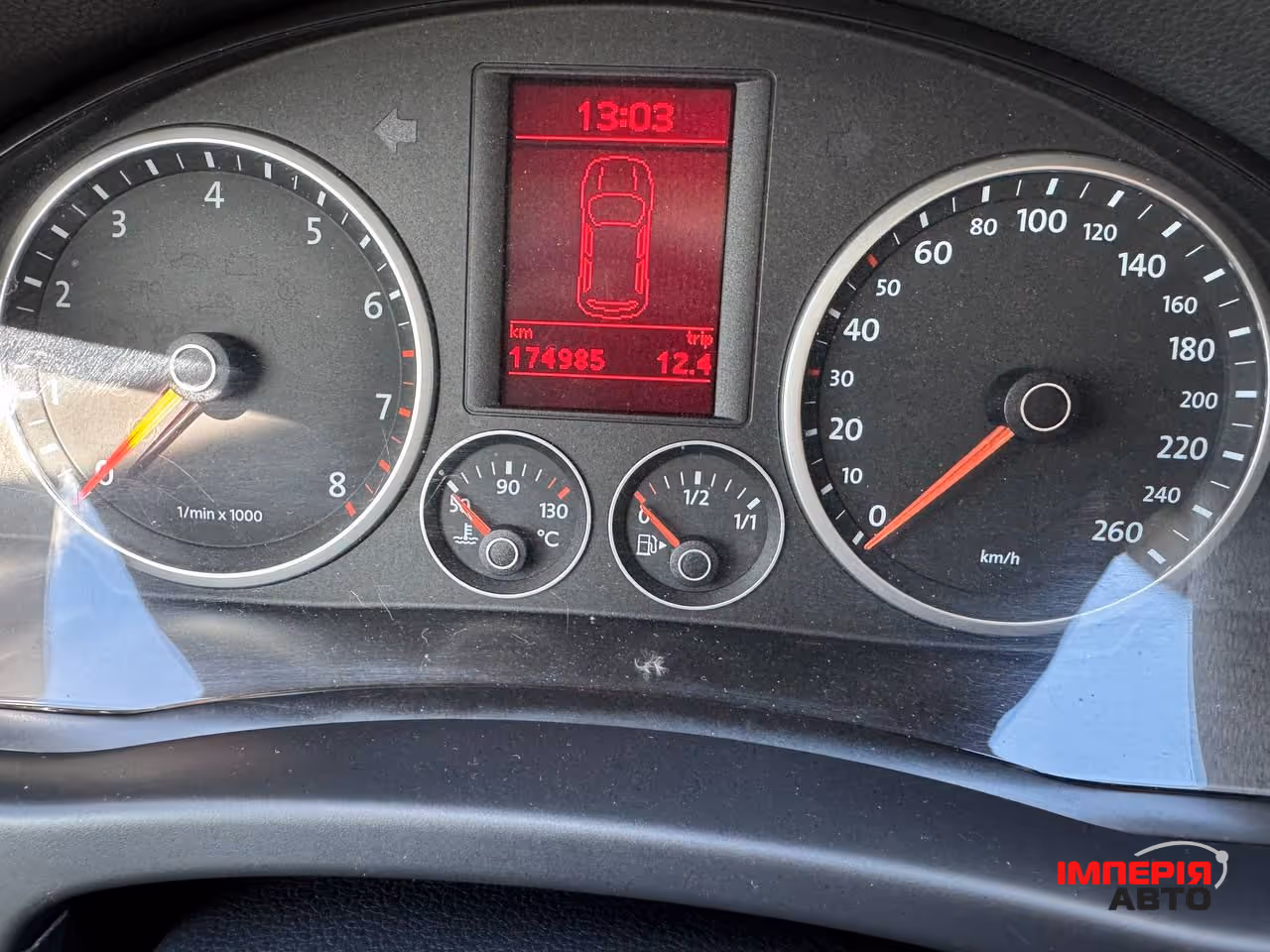 Volkswagen Tiguan - фото 23