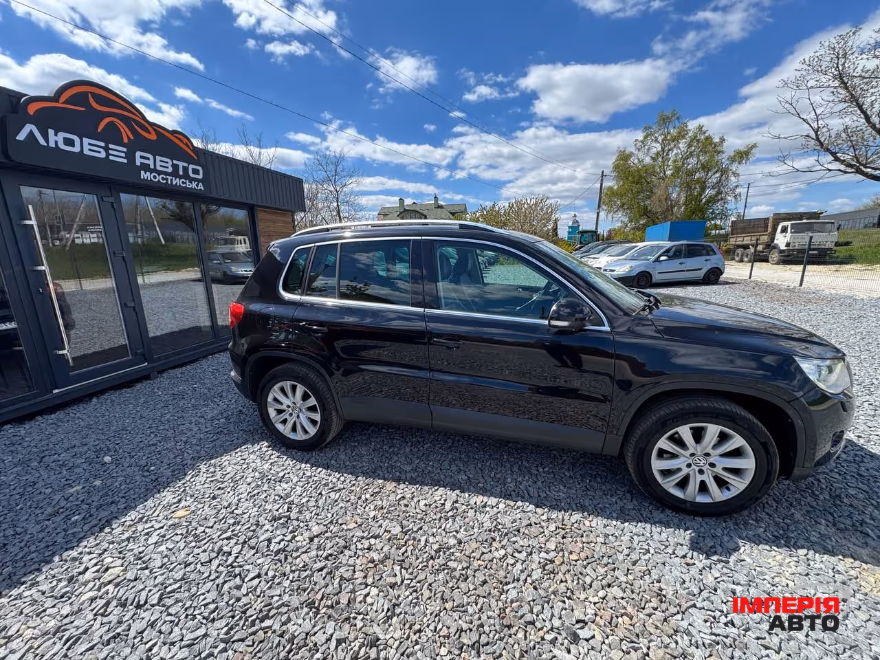 Volkswagen Tiguan - фото 5