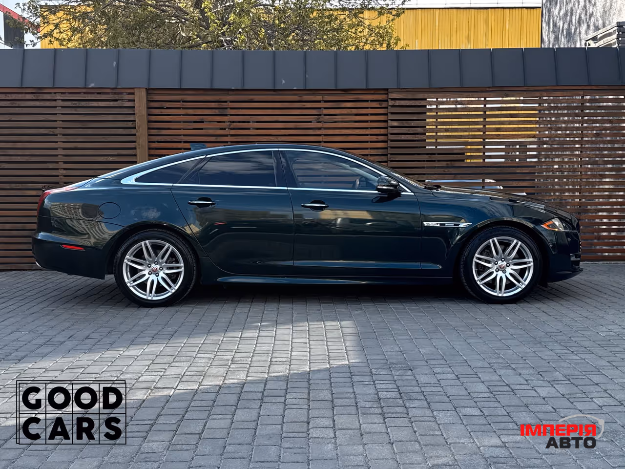 Jaguar XJ - фото 8