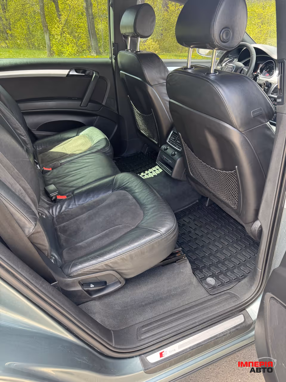 Audi Q7 - фото 12