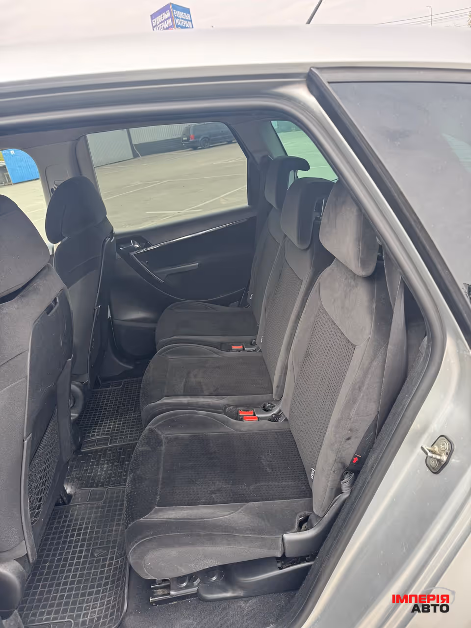 Citroen C4 Picasso - фото 12