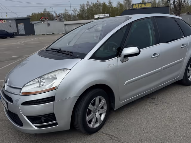 Citroen C4 Picasso - фото 3
