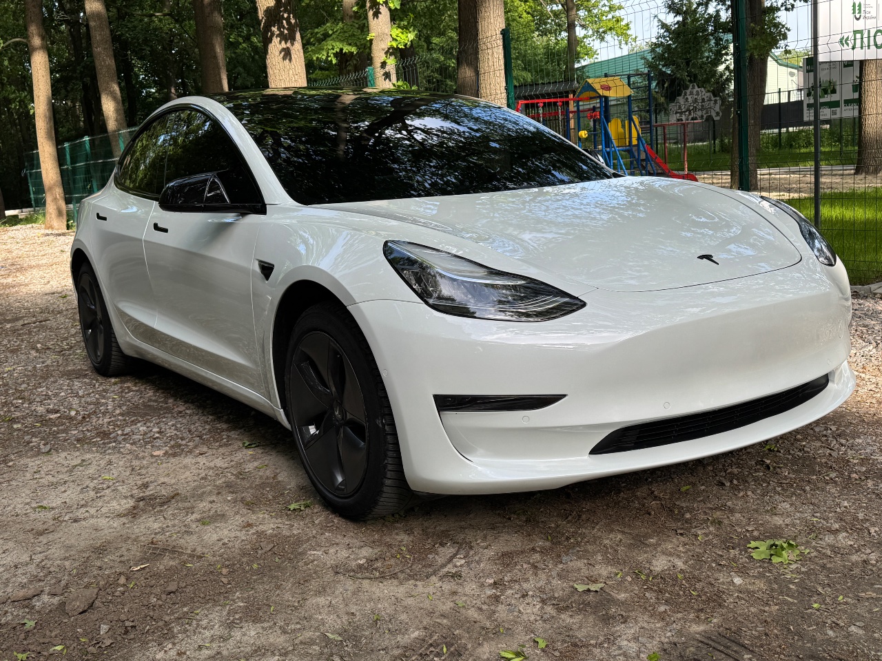 Tesla Model 3 - фото 6