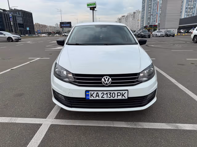 Volkswagen Polo - фото 2