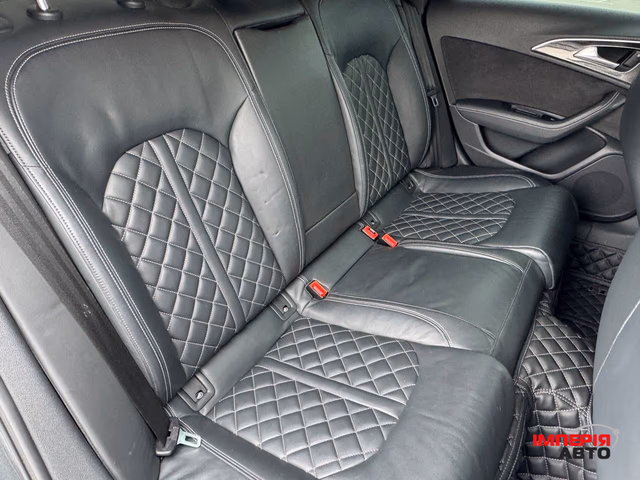 Audi S6 - фото 28
