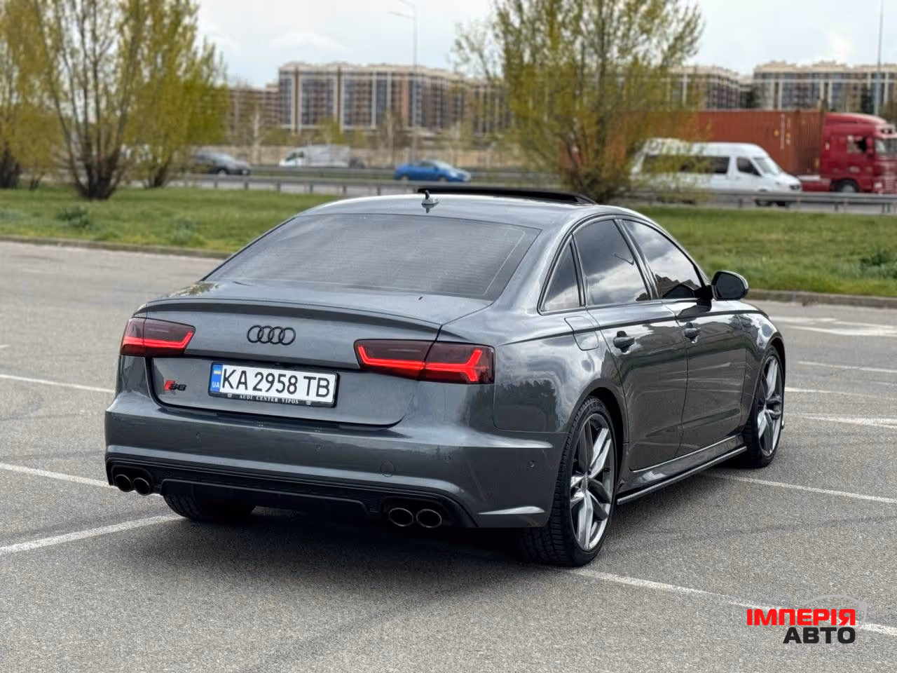 Audi S6 - фото 13