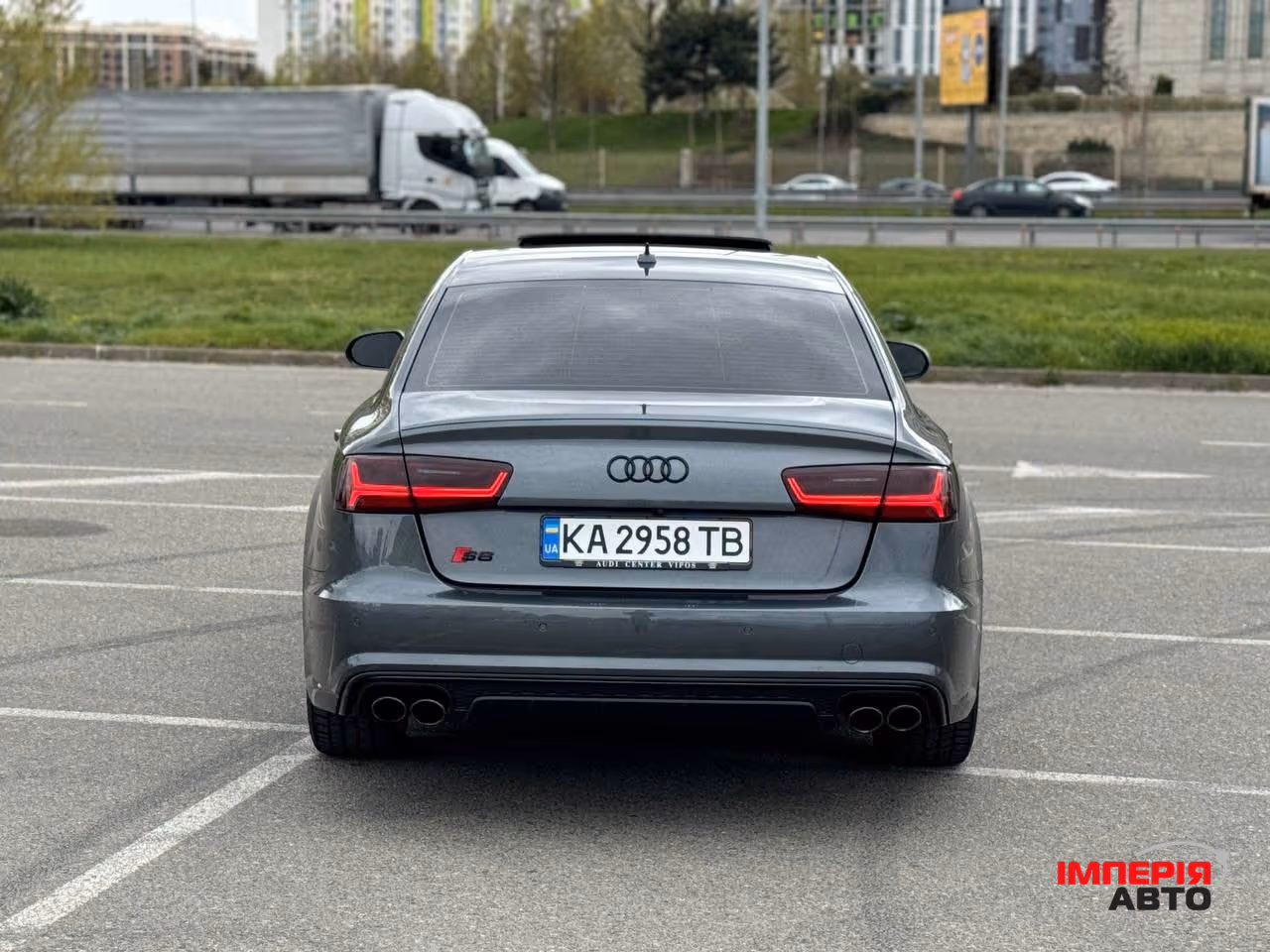 Audi S6 - фото 10