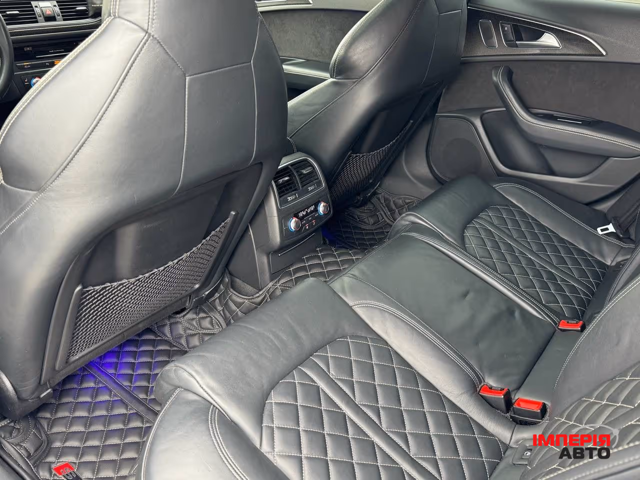 Audi S6 - фото 26