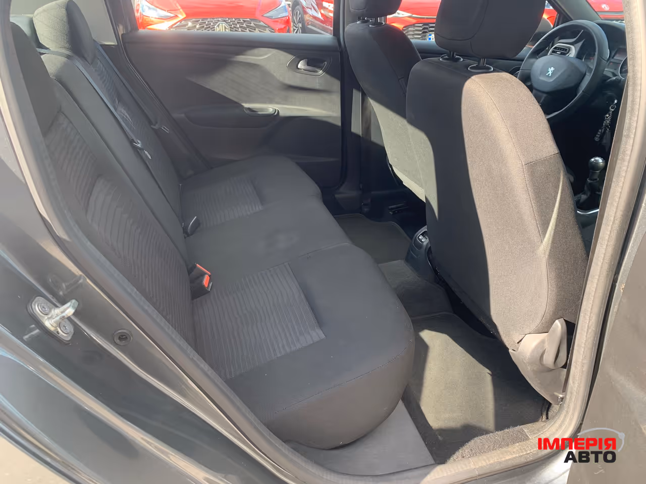 Peugeot 301 - фото 17
