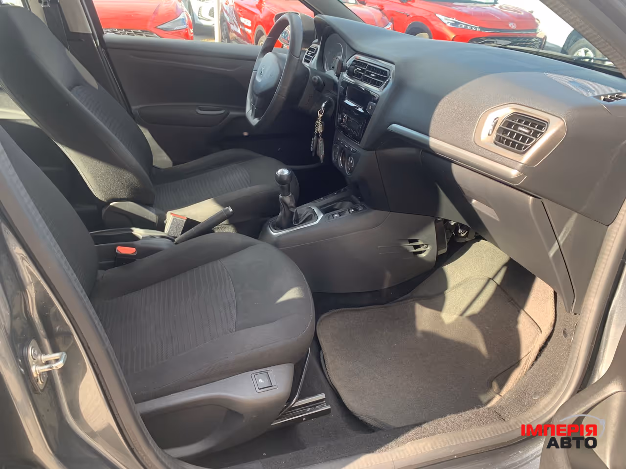 Peugeot 301 - фото 10
