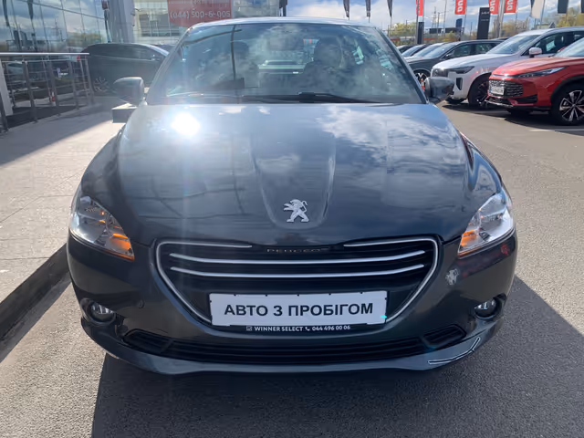 Peugeot 301 - фото 3