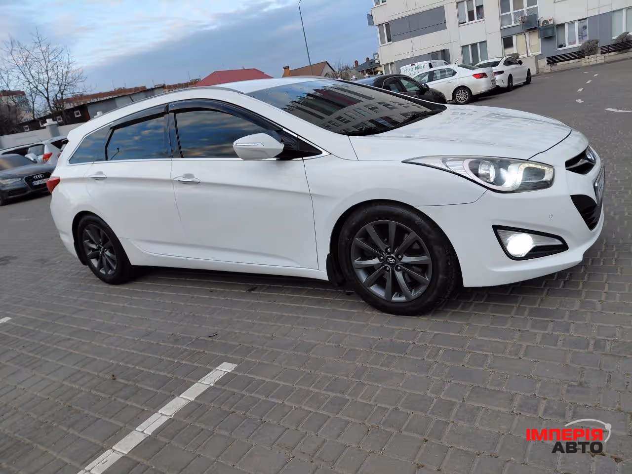 Hyundai i40 - фото 4